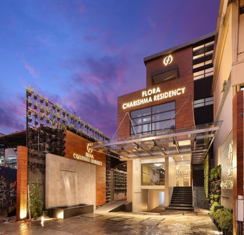 Flora Charishma Residency Aluva Hotell Kochi Exteriör bild