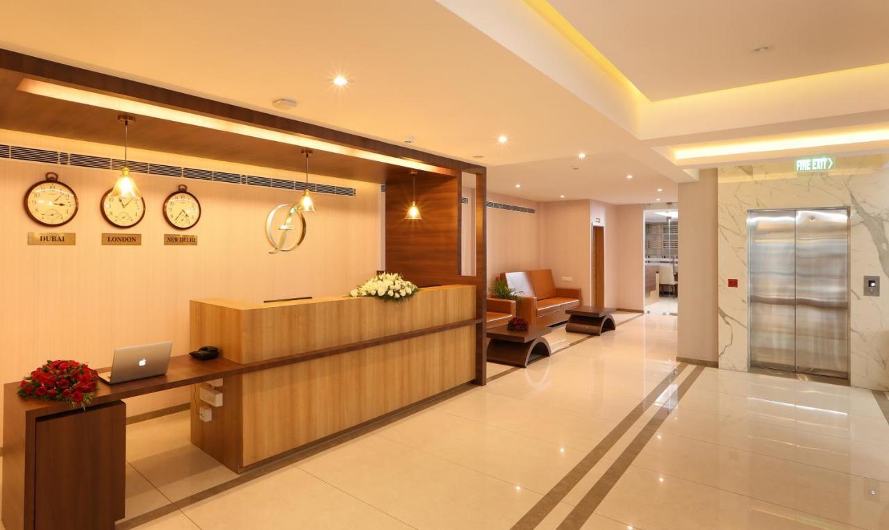 Flora Charishma Residency Aluva Hotell Kochi Exteriör bild